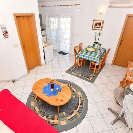 Rote Rosen Apartman *